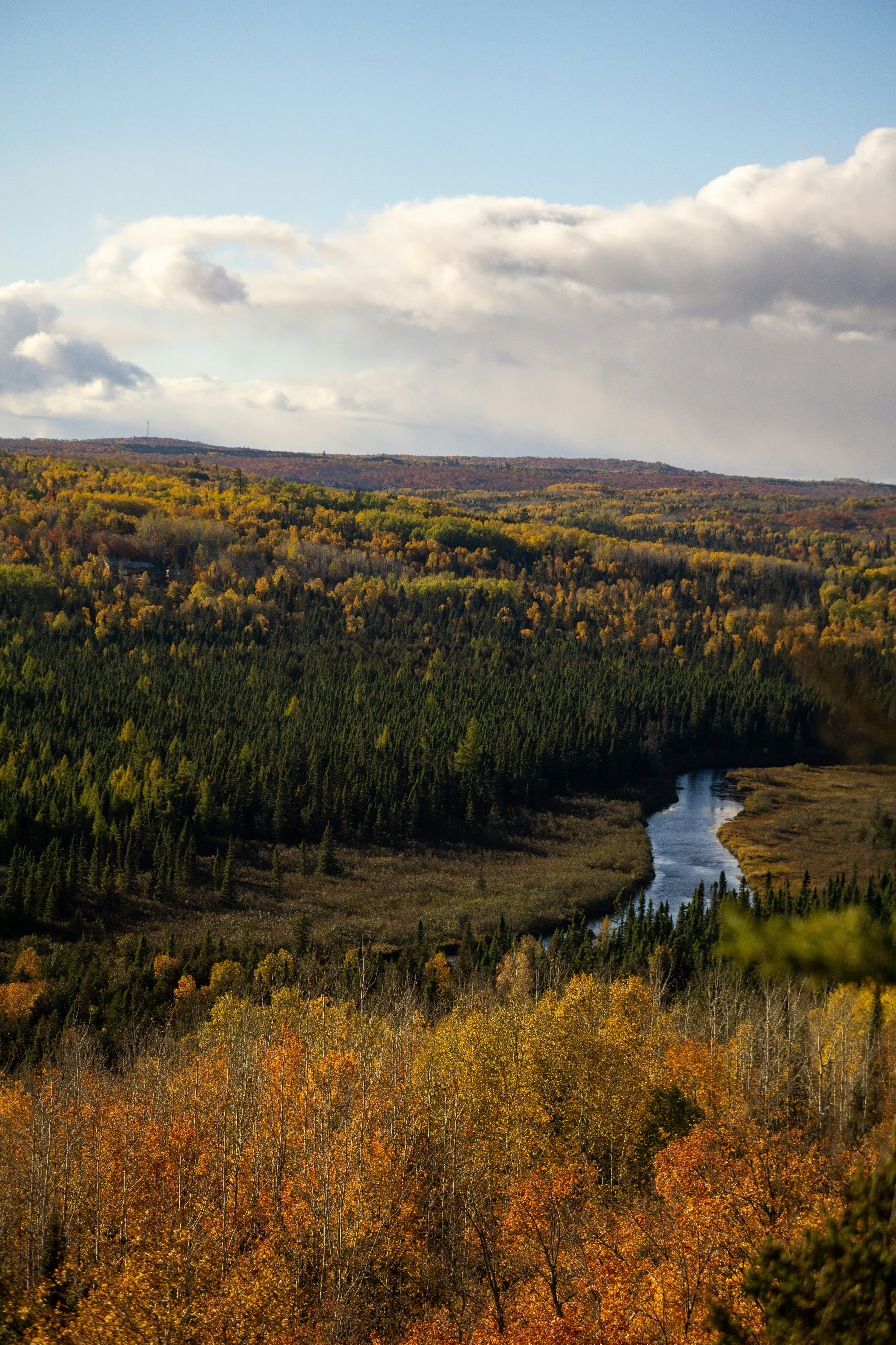 Panoramic view of Duluth Minnesota's outdoor camping landscape