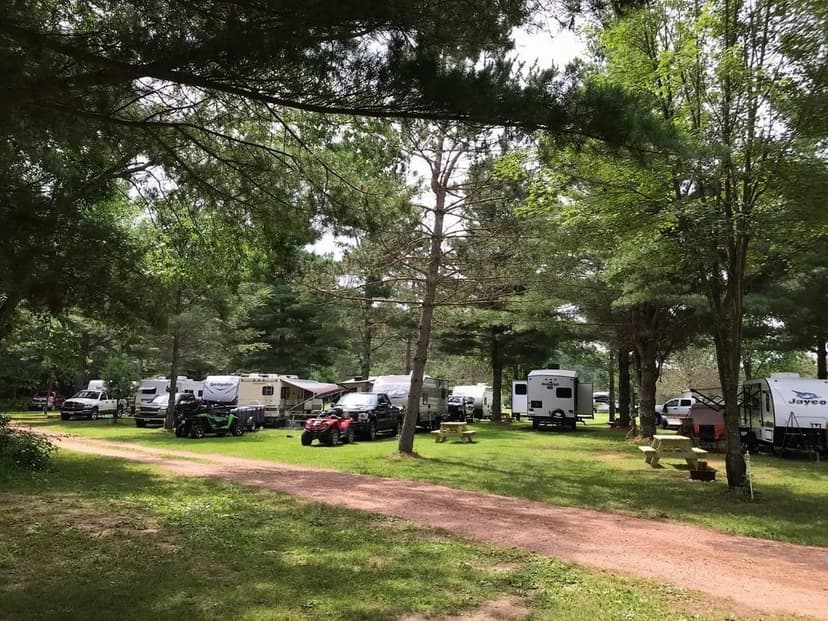 Rivers Edge Campground - Birchwood
