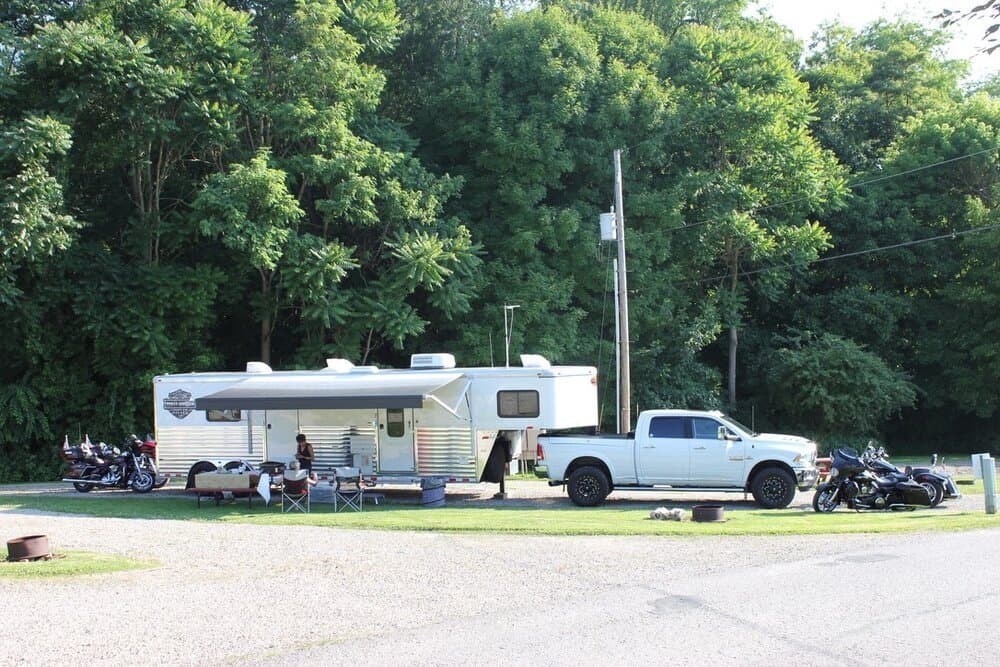 Wolfie's Family Campground and RV Resort (Zanesville, Ohio) photo