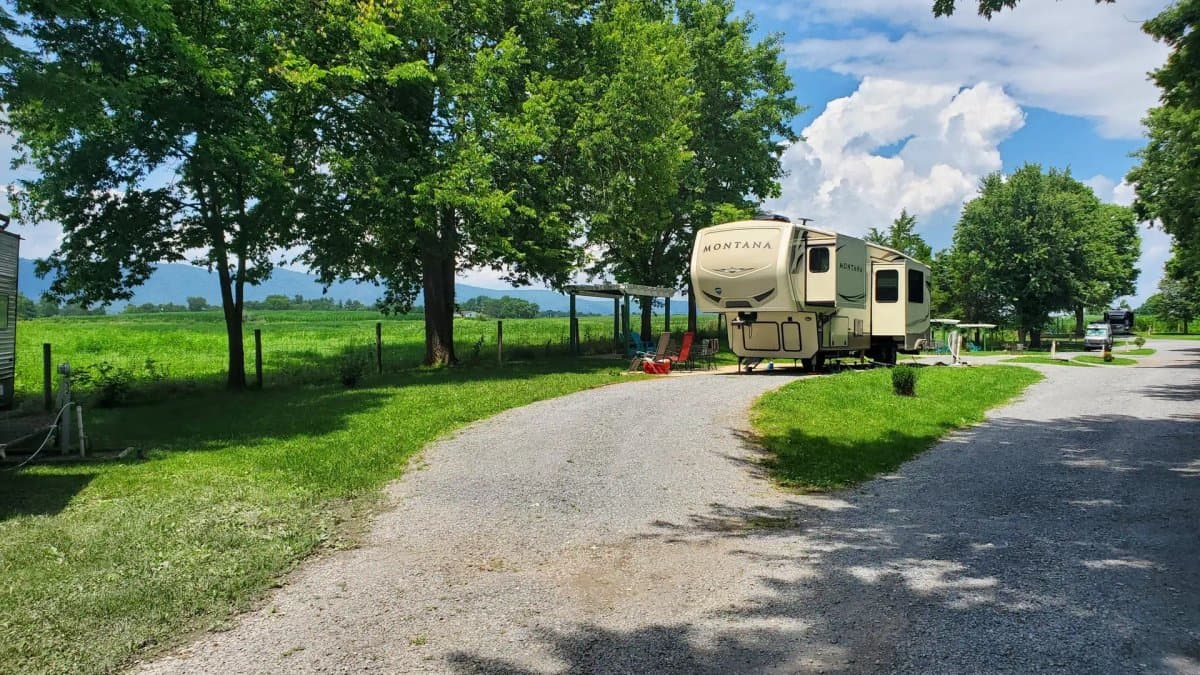 Spacious Skies Campgrounds - Shenandoah Views (Luray, Virginia) photo
