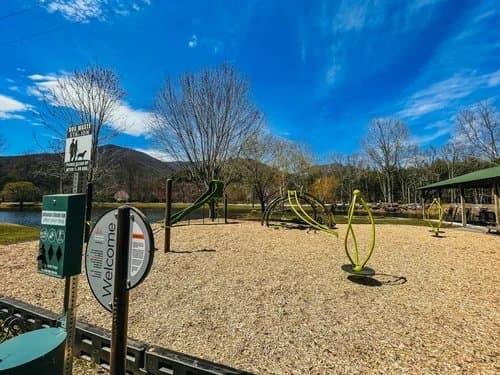 Mountain River Family Campground (Newland, North Carolina) photo