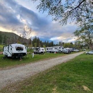 Big Twin Lake Resort (Winthrop, Washington) photo