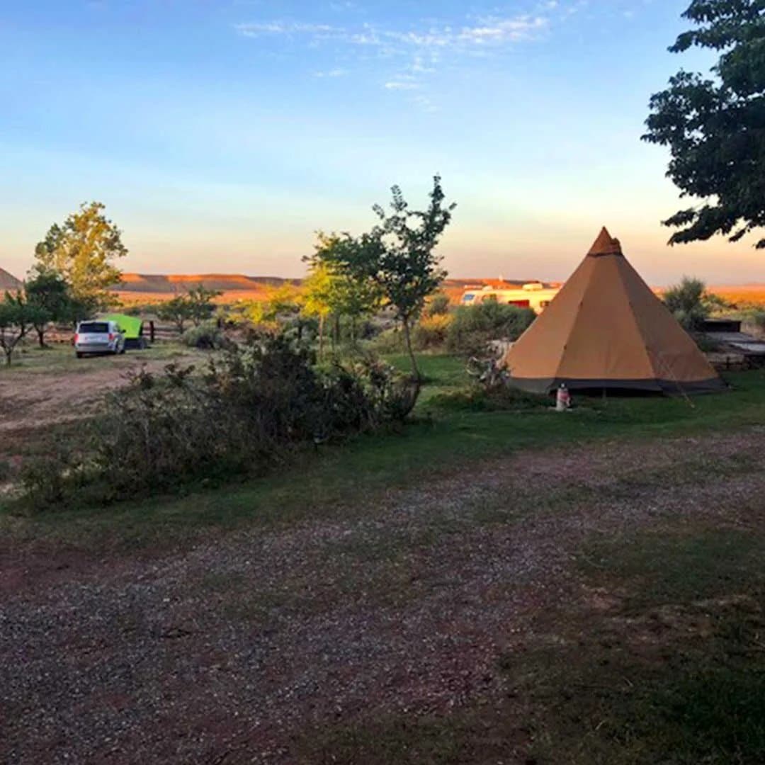 The Desert Moon Inn & RV/Tent Campground (Thompson Springs, Utah) photo
