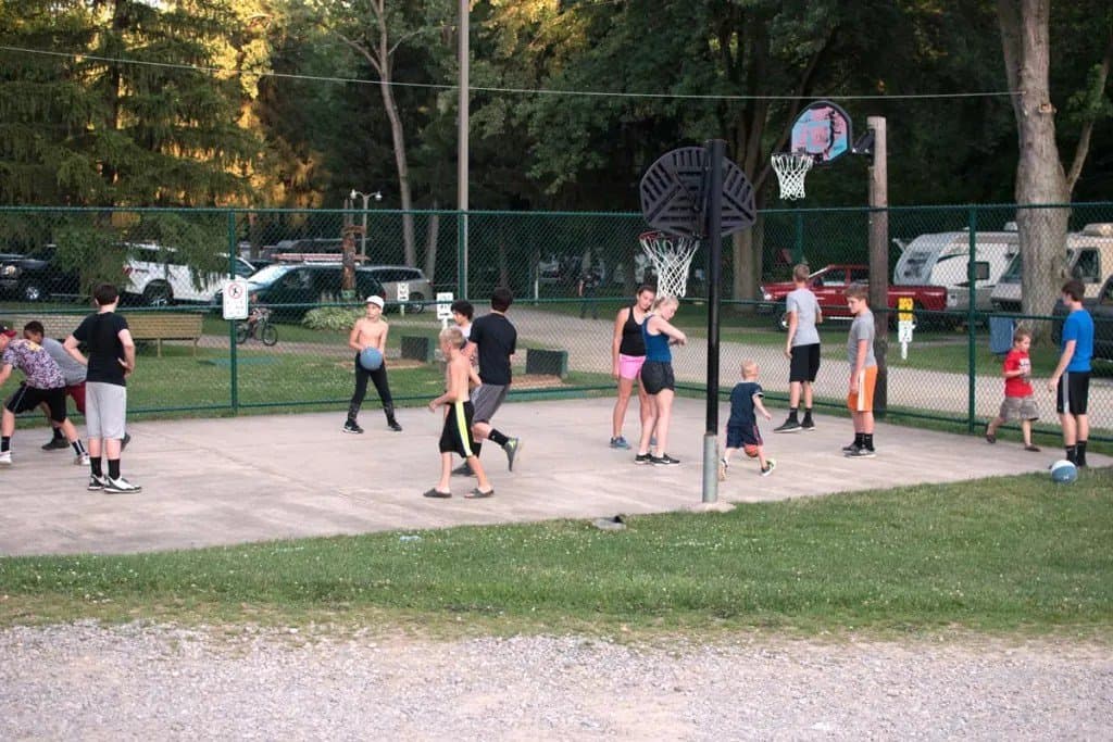 Rustic Knolls Campsites and Cabins (Mt Vernon, Ohio) photo