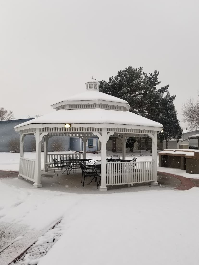 La Cresta Mobile Estates