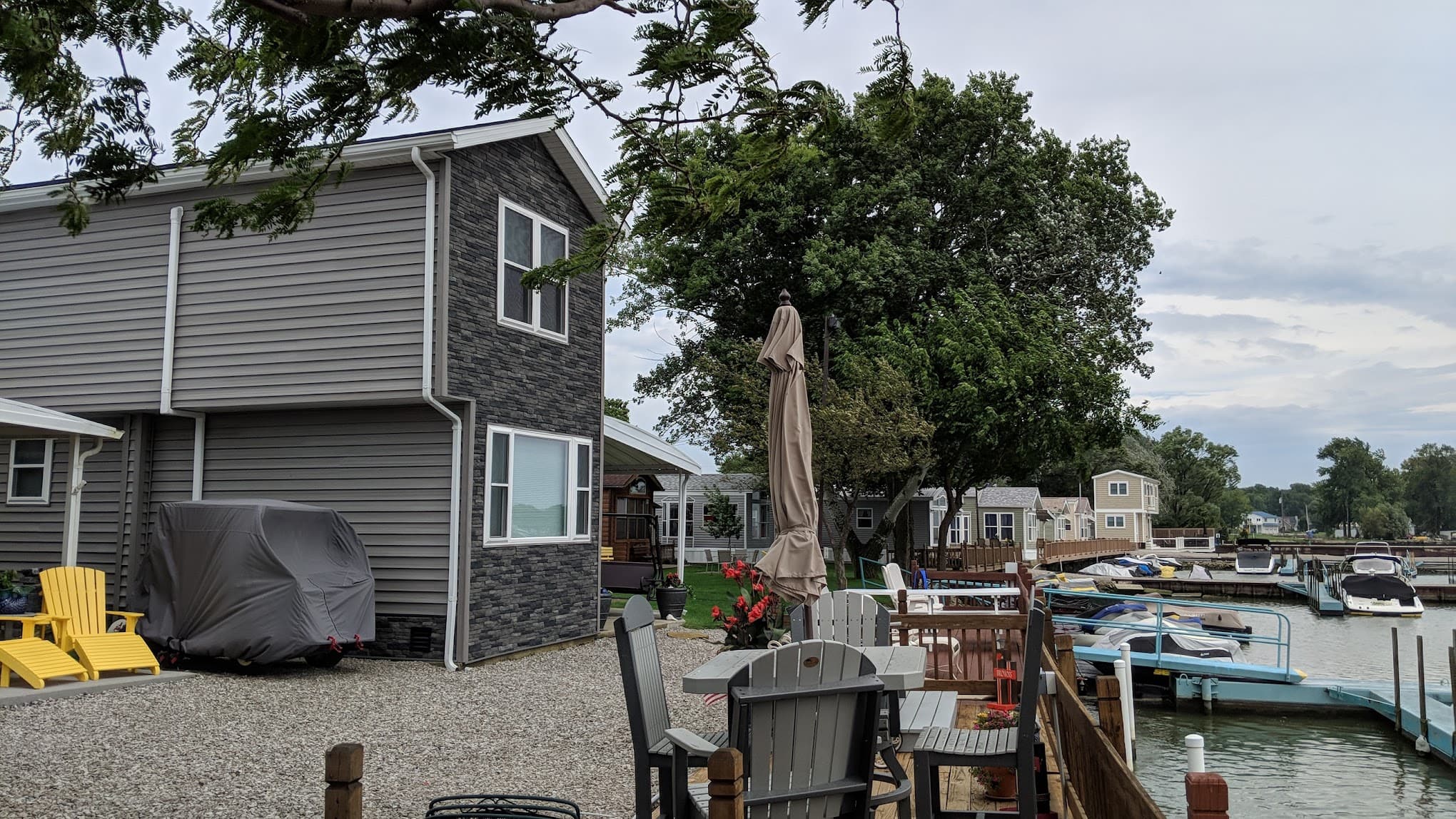 Plymouth Shore On The Bay