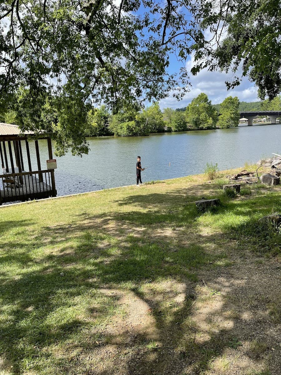 Paddle Bay Hot Springs, AR - RV Camping