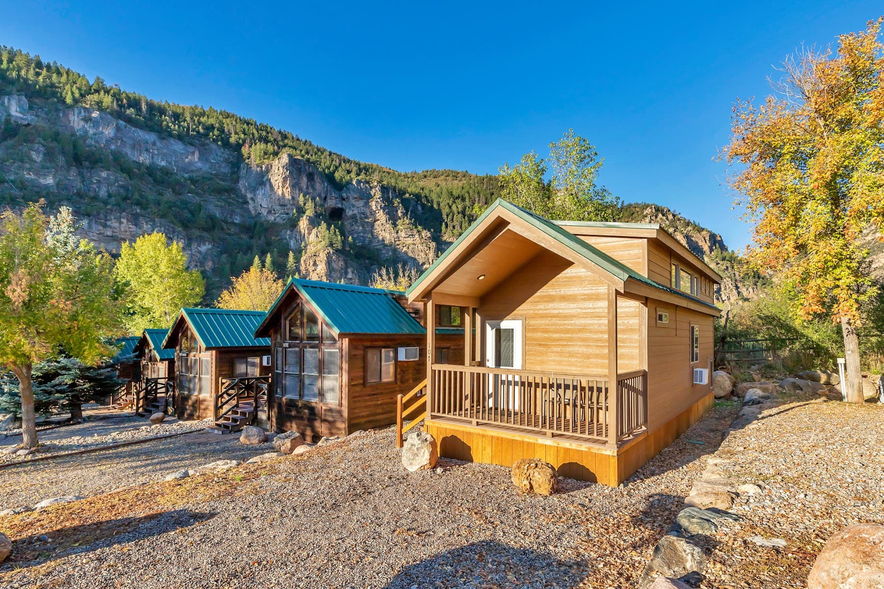 Glenwood Canyon Resort