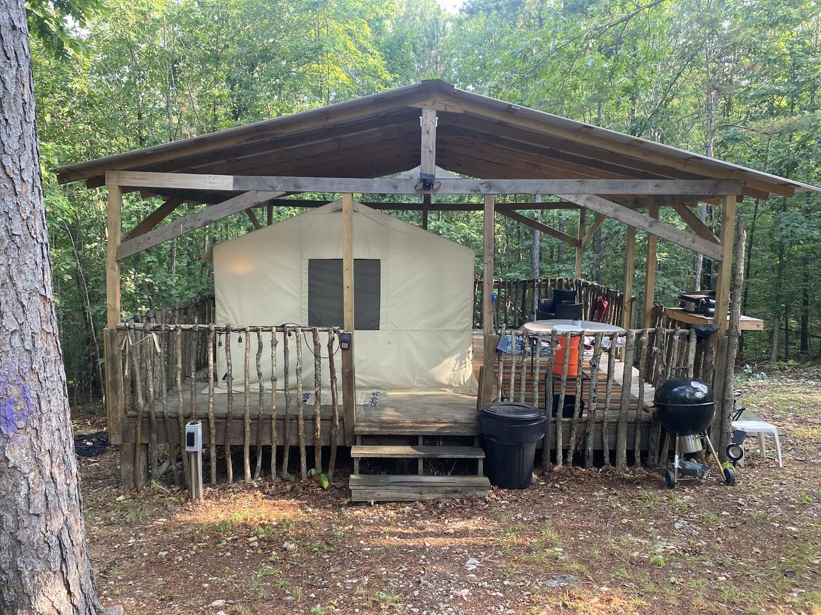 Two Rivers Ozark Cabins and Glamping Tents
