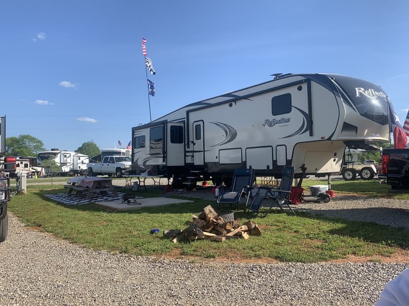 GrandStand RV Park - Talladega Alabama