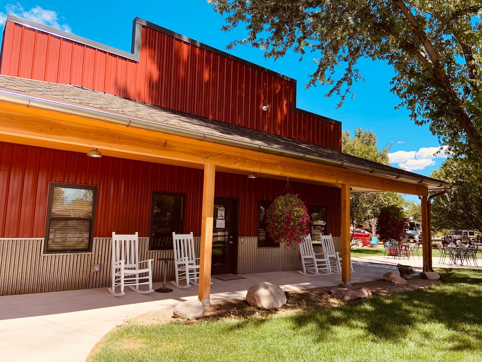 Riverbend RV Park and Cabins