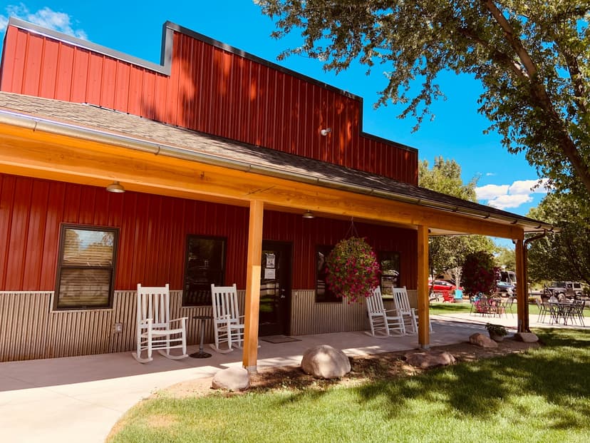 Riverbend RV Park and Cabins