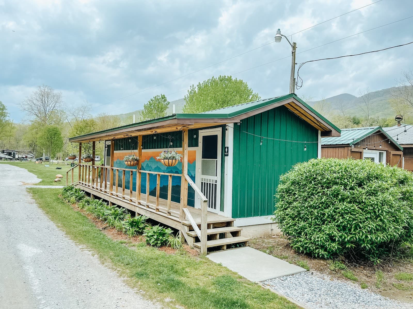 Mountain River Family Campground