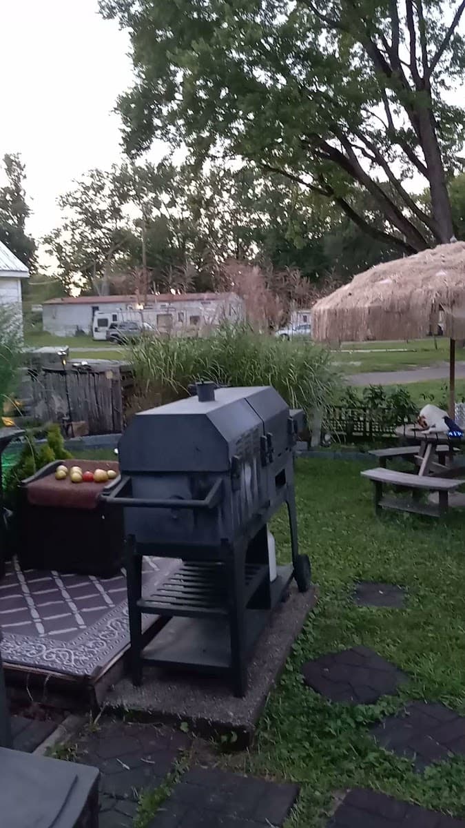 Huber Mobile Home and RV Park