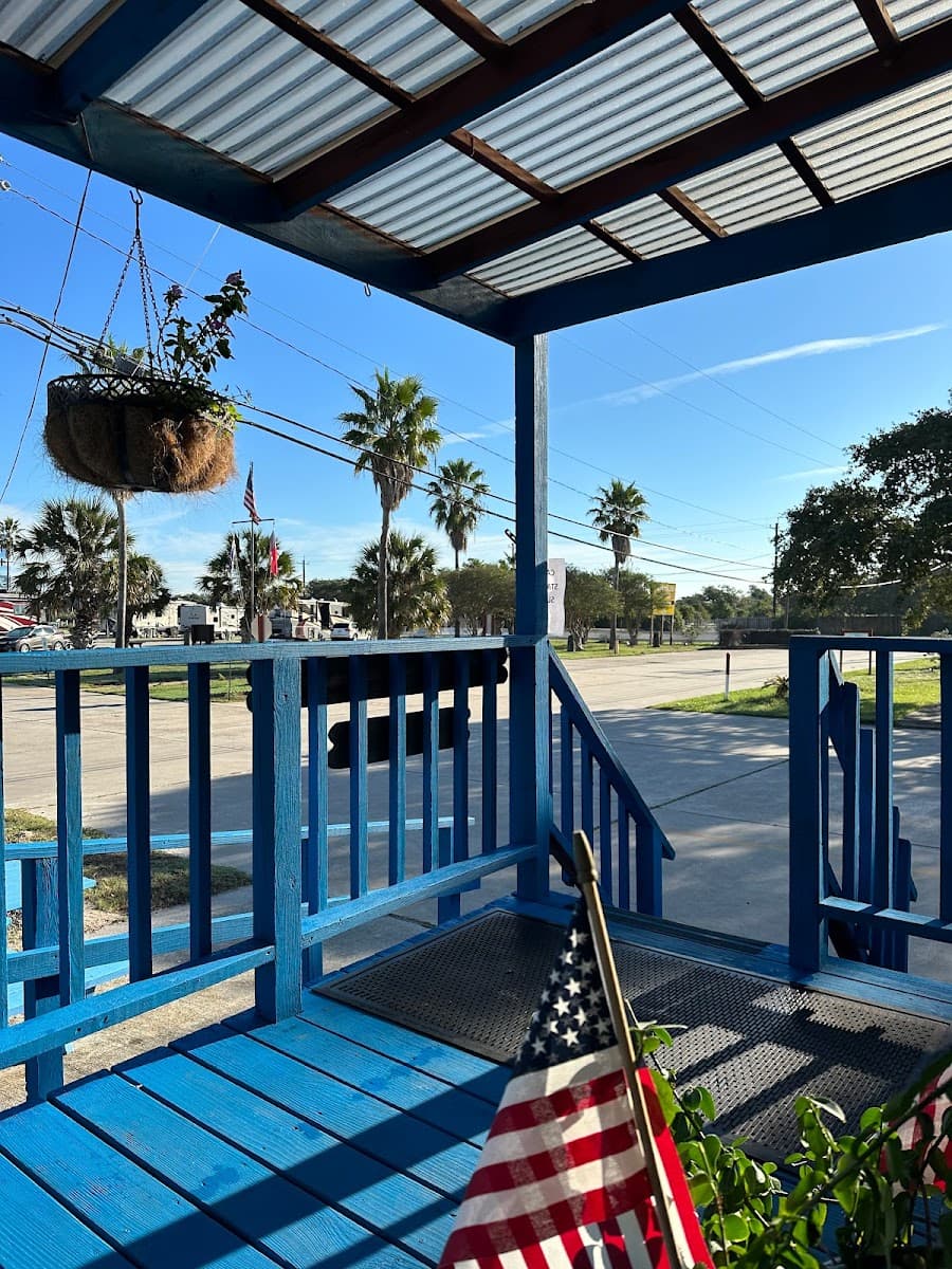 Wilderness Oaks RV Resort - Rockport, TX
