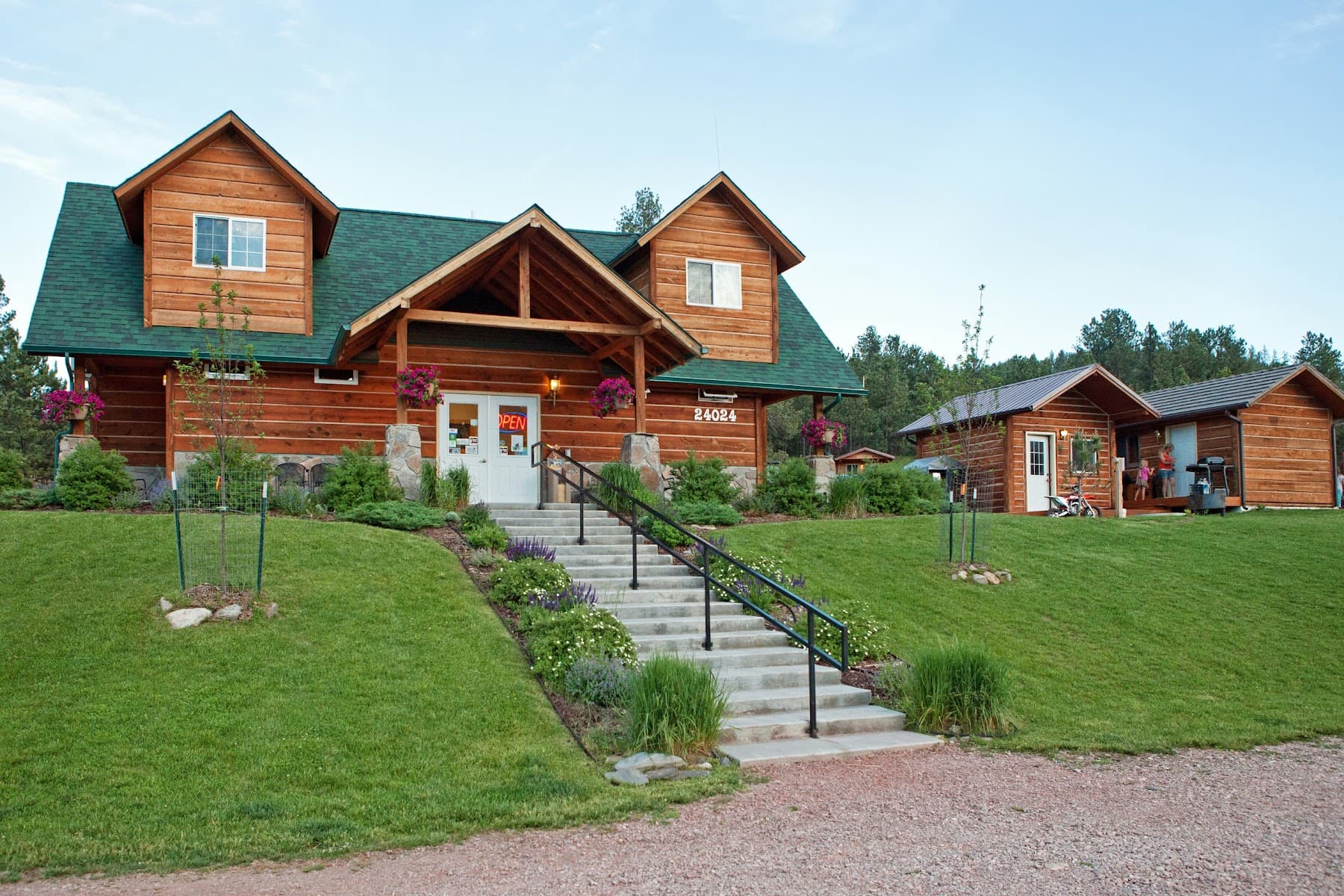 Black Hills Trailside Park Resort - Hill City, SD