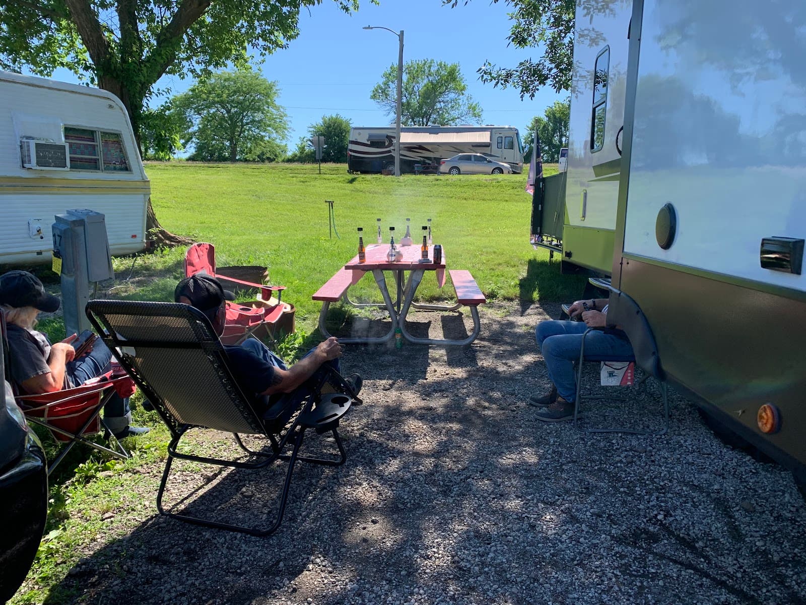 Lake Miola Campgrounds