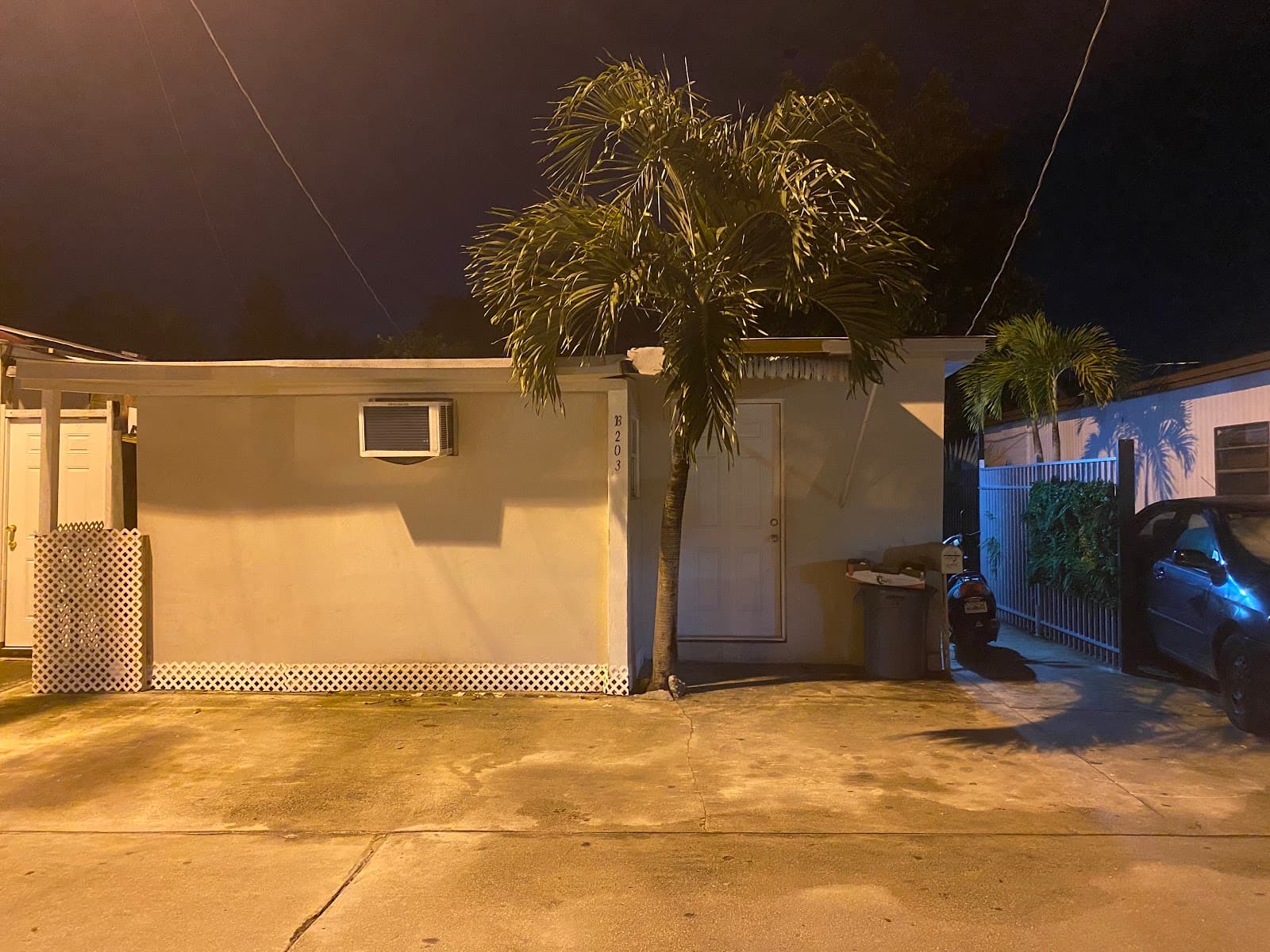 Tropical Mobile Home Park