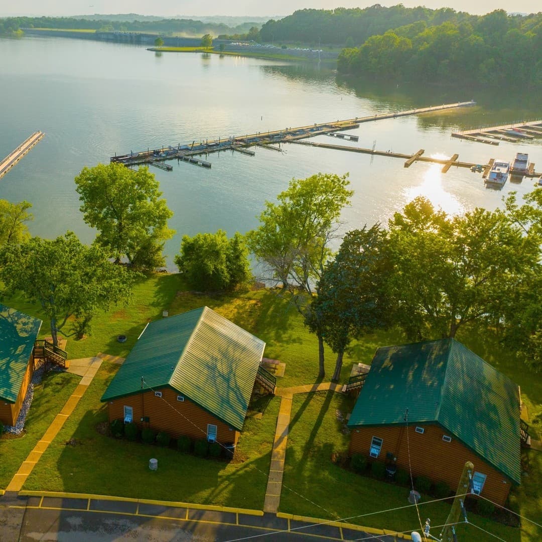 Nashville Shores Lakeside Resort