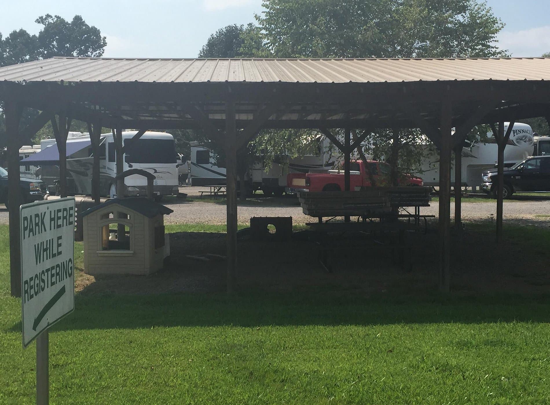 Ivy's Cove RV Retreat