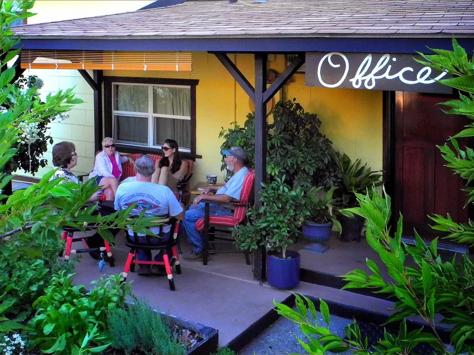 Big Foot RV Park & Cabins