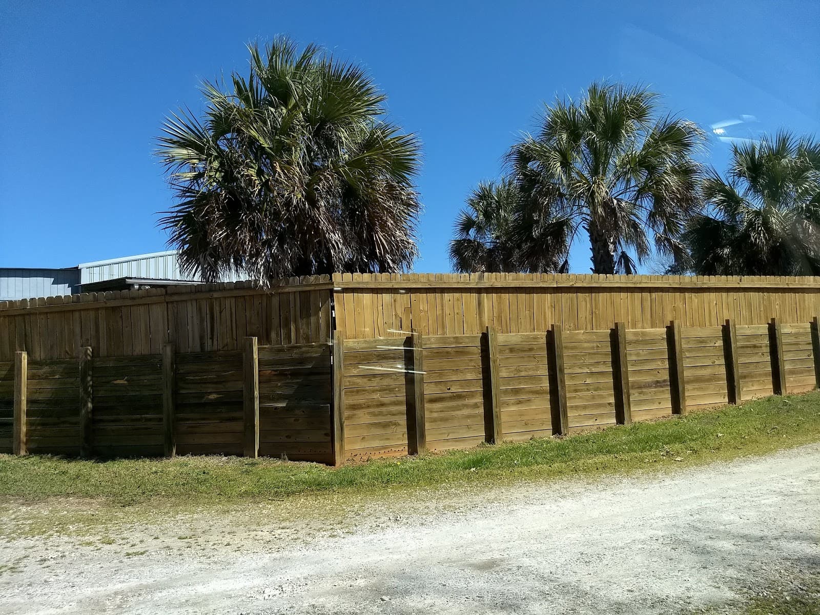 Lake View Camping & Game Room (Bar)