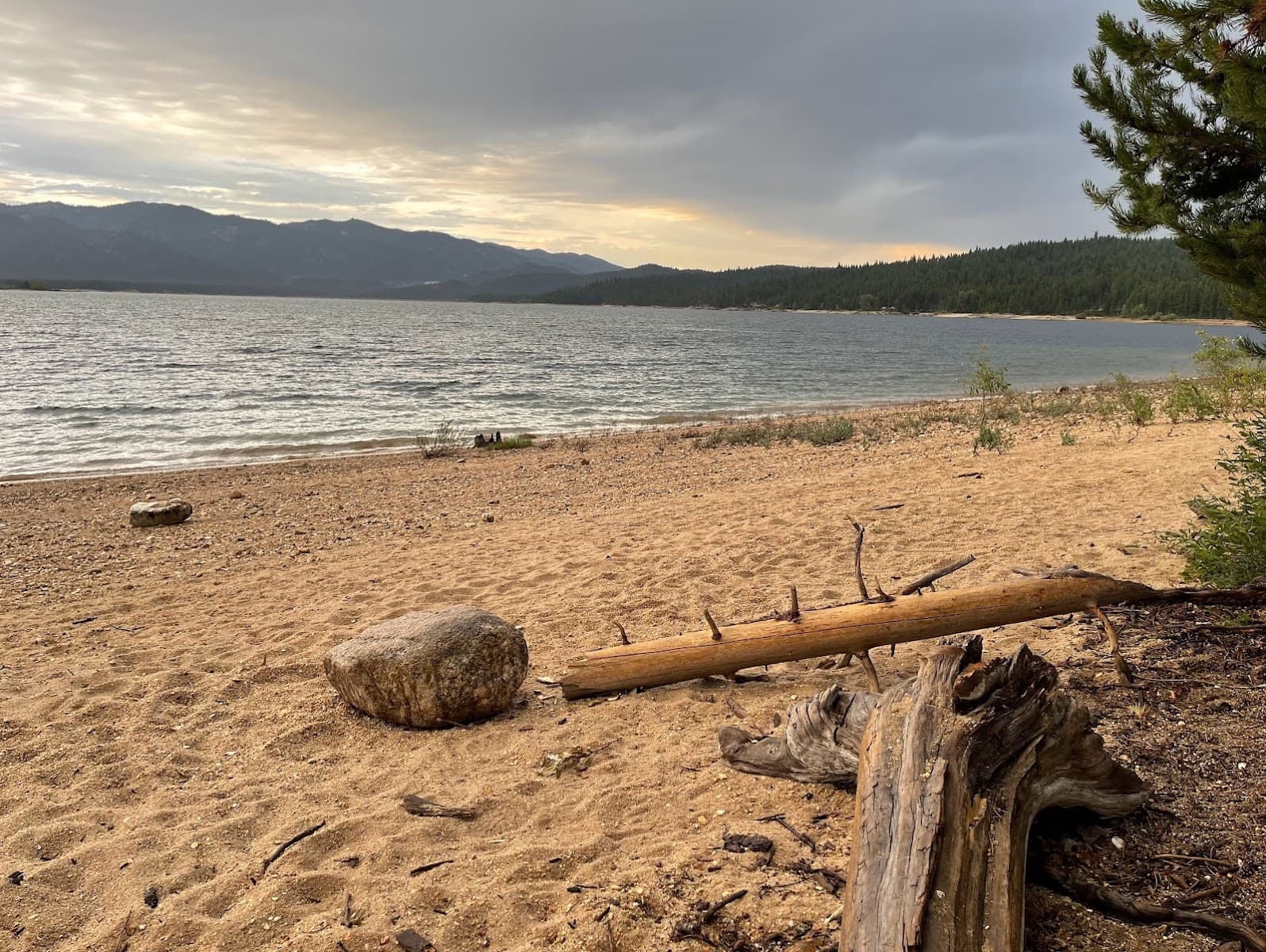 Cozy Cove Campground