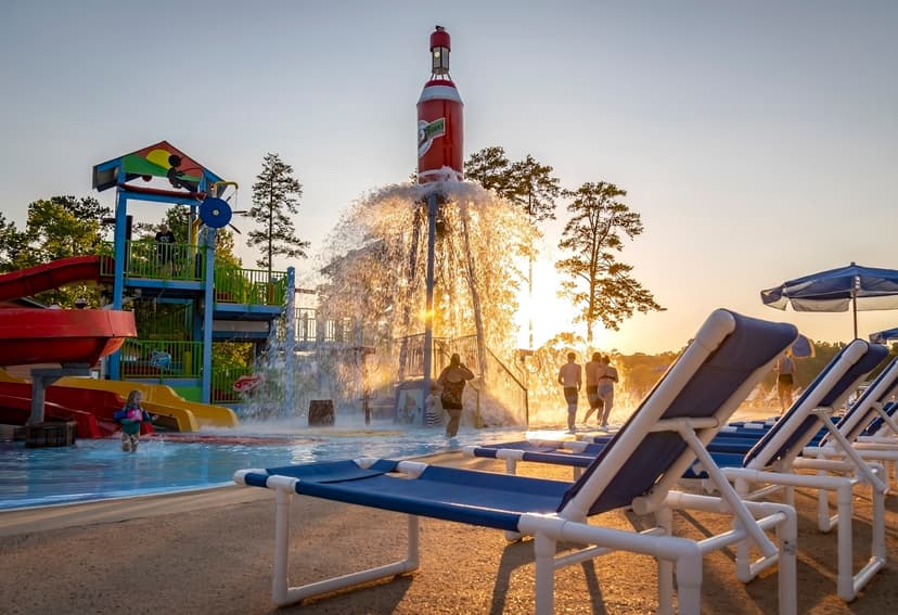 Jellystone Park Pelahatchie - Yogi On The Lake