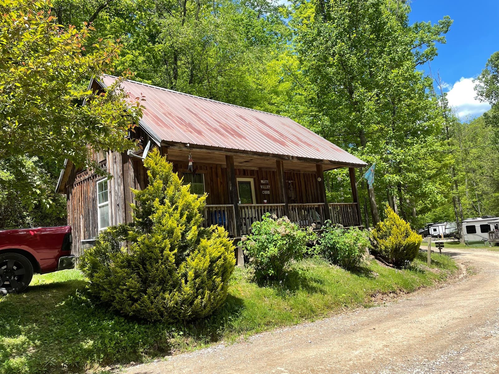 Lazy K's Campground and Canoe Livery - Elkview, WV