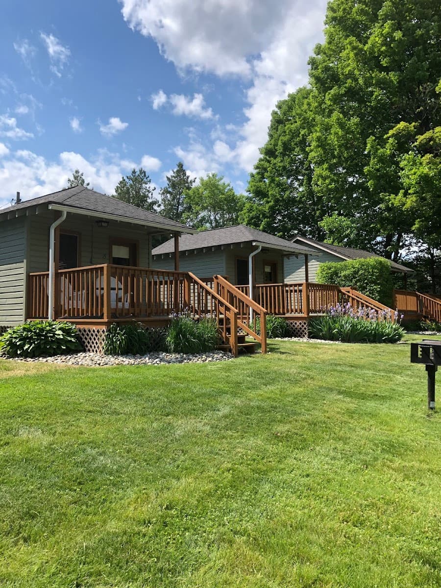 Whippoorwill Motel & Campsites