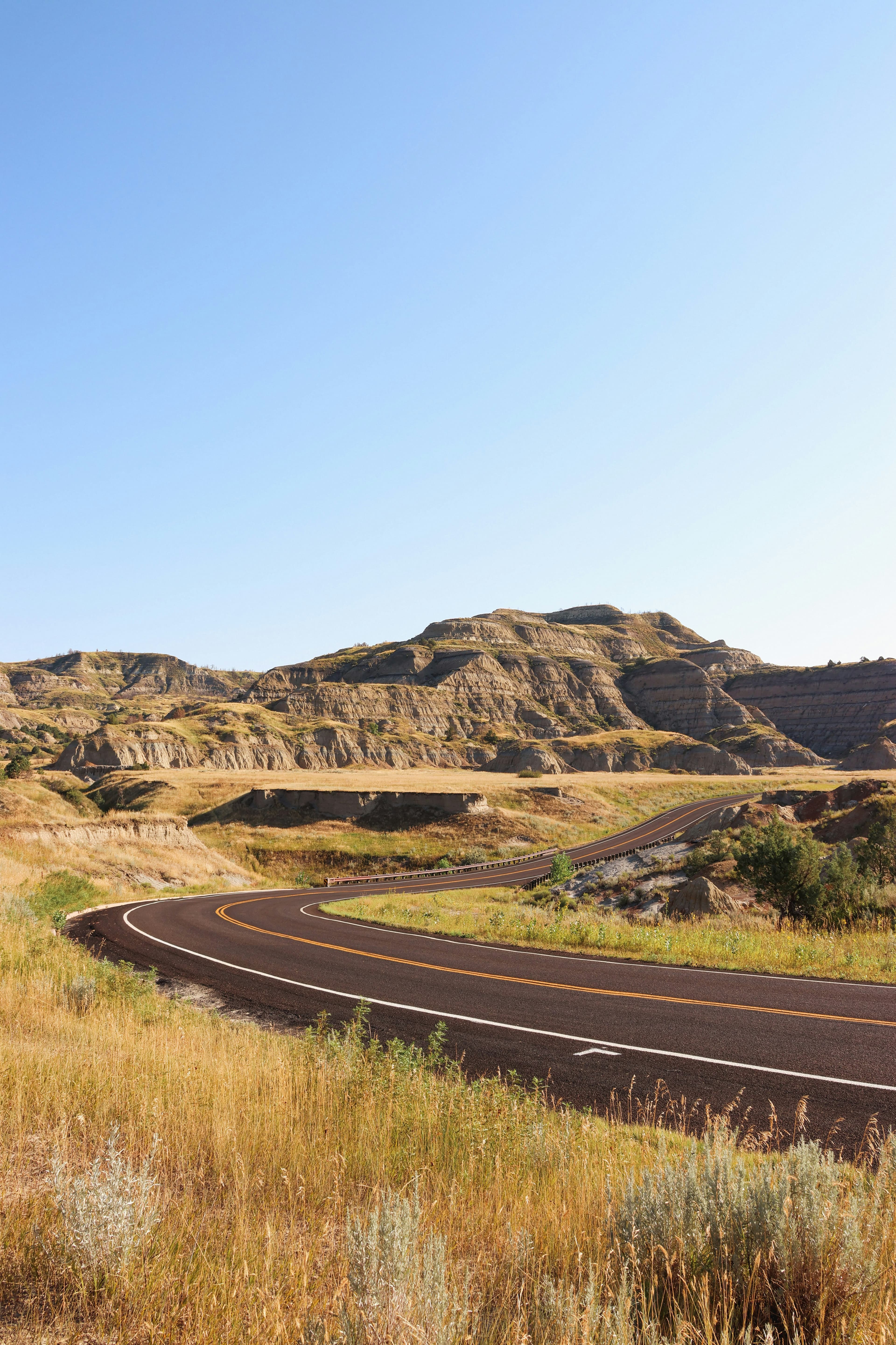 Hiking in Theodore Roosevelt National Park, North Dakota's badlands by Vasilis K