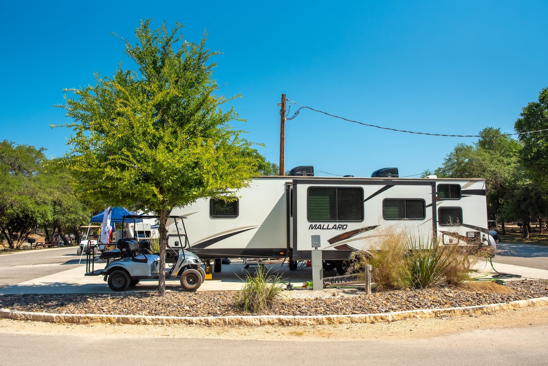Jellystone Park¢ Hill Country