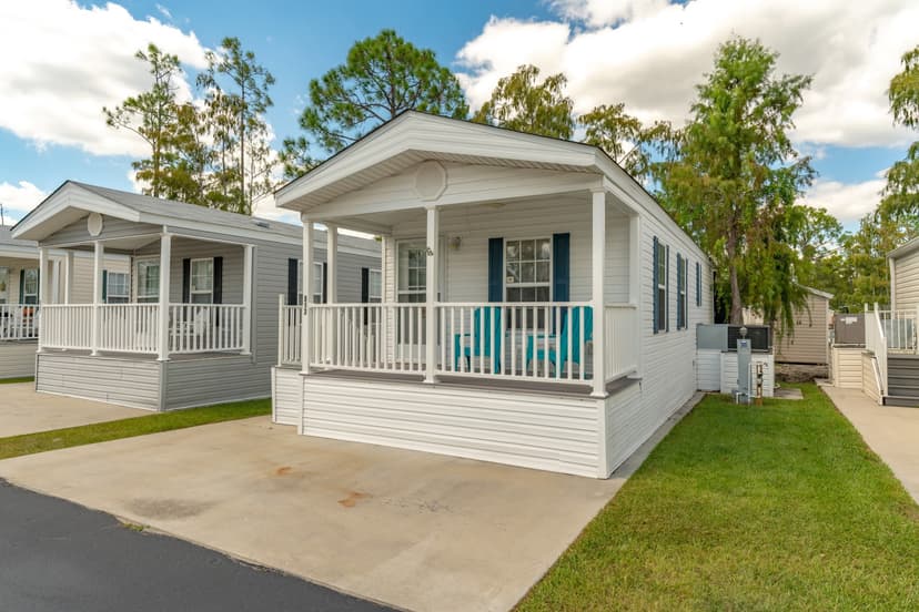 Sun Retreats Naples East