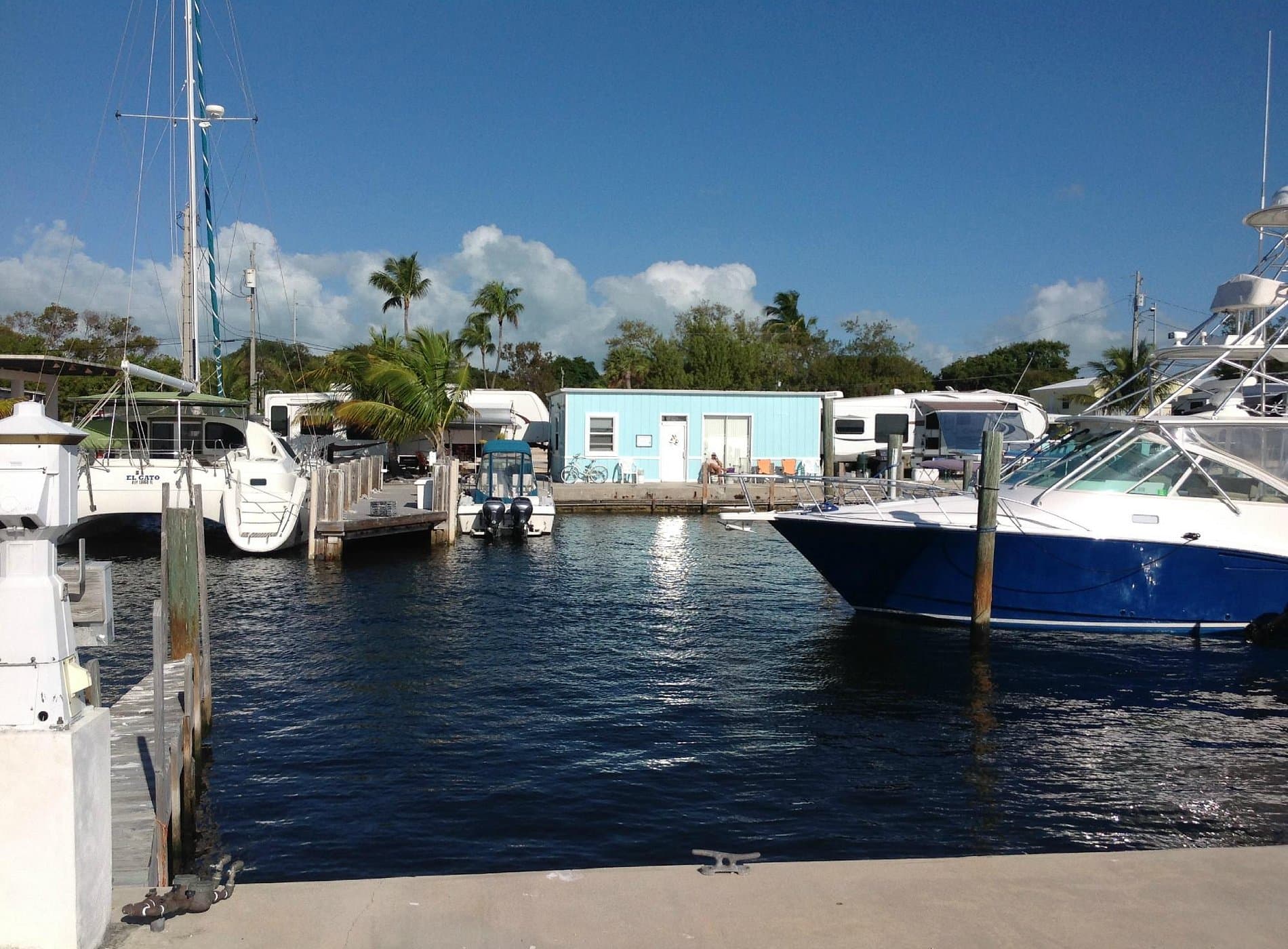 Blue Fin Rock Harbor RV Park & Marina