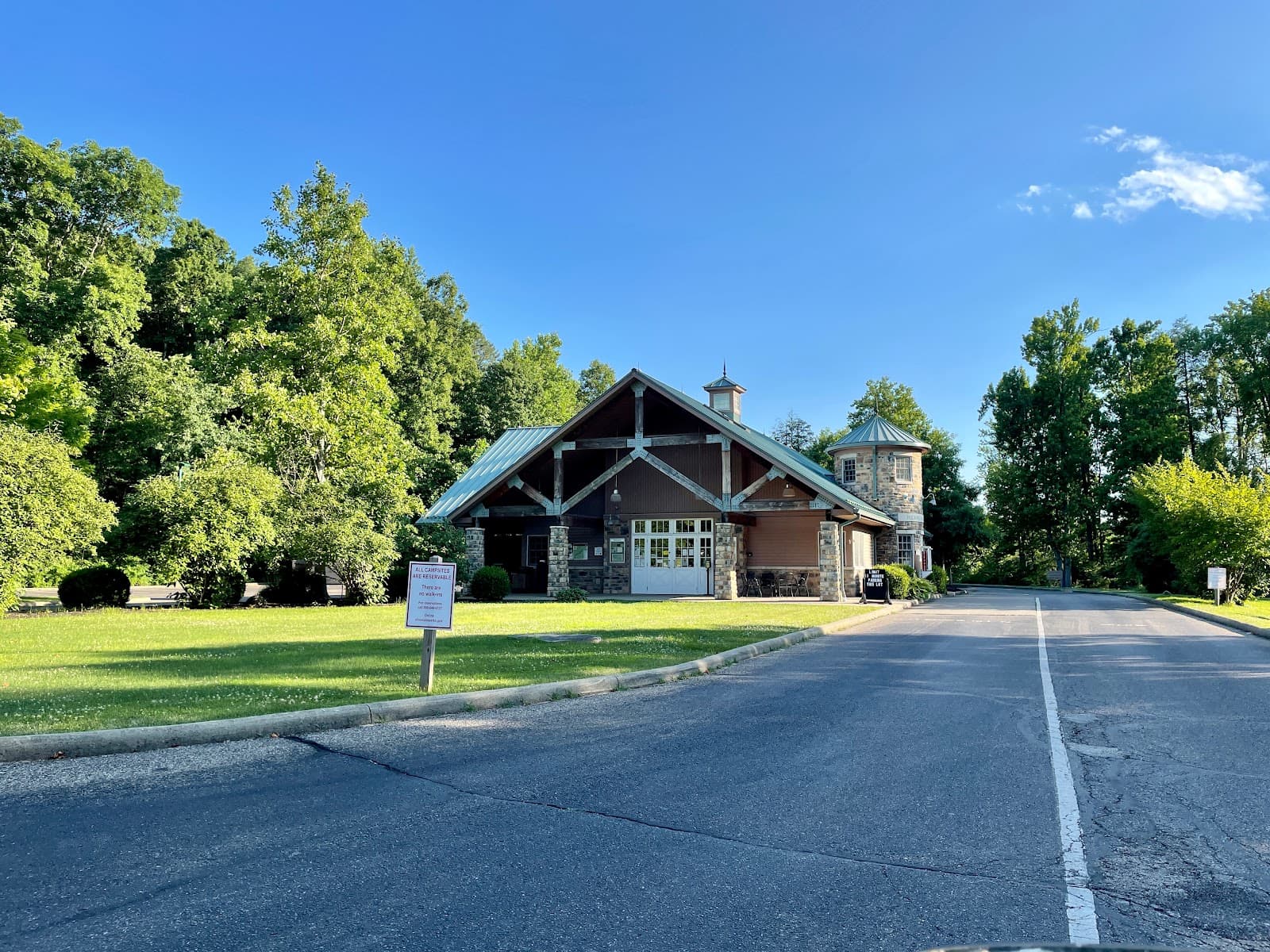 Old Man's Cave Campground