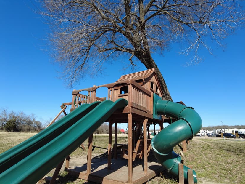 Midway Meadows RV Park