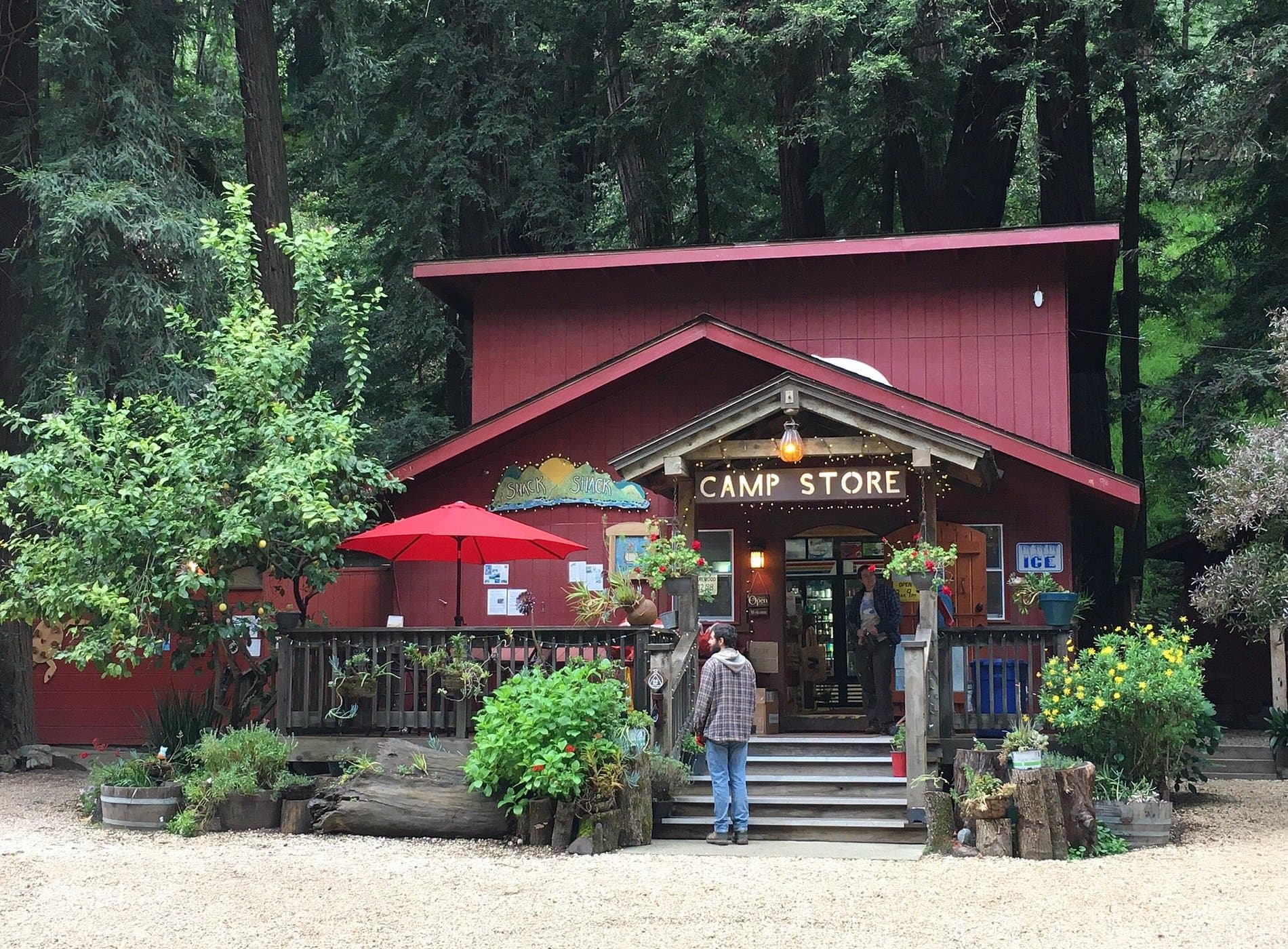 Riverside Campground & Cabins