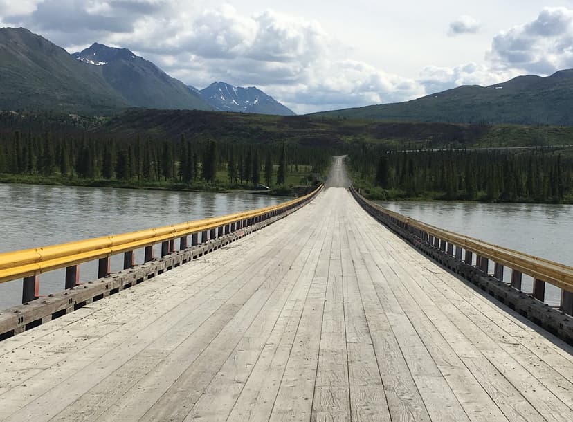 Cantwell RV Park 26 miles to Denali National Park